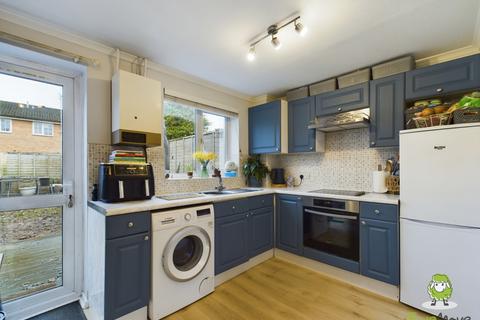 32 Alderwood, Chineham, Basingstoke, RG24 8TU