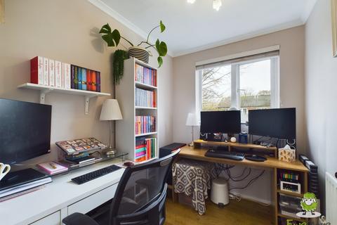 32 Alderwood, Chineham, Basingstoke, RG24 8TU