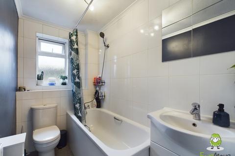 32 Alderwood, Chineham, Basingstoke, RG24 8TU