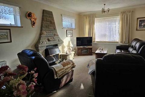 3 bedroom bungalow for sale, Chestnut Drive, Clowne, Chesterfield