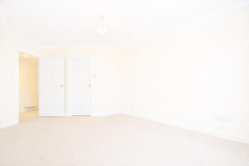 Bed1b.jpg