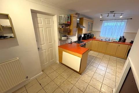 3 bedroom semi-detached house for sale, Shire Road, Corby NN17