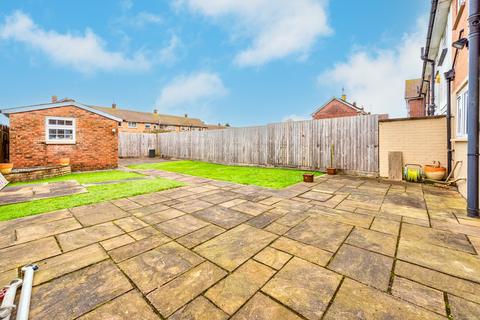 3 bedroom end of terrace house for sale, Dickens Avenue, Llanrumney, Cardiff. CF3