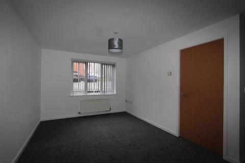 1 bedroom apartment to rent, Wyre Close, Bradford