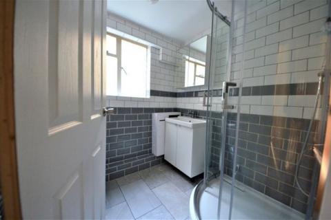 1 bedroom flat to rent, Coleman Road, Camberwell SE5