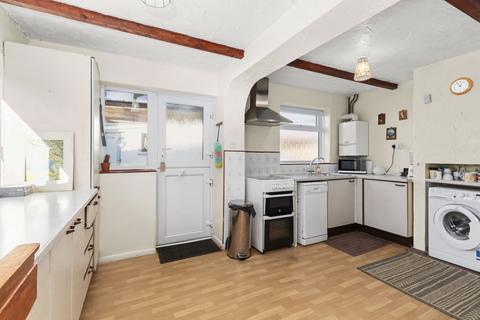 2 bedroom bungalow for sale, Manor Close, Burgess Hill RH15