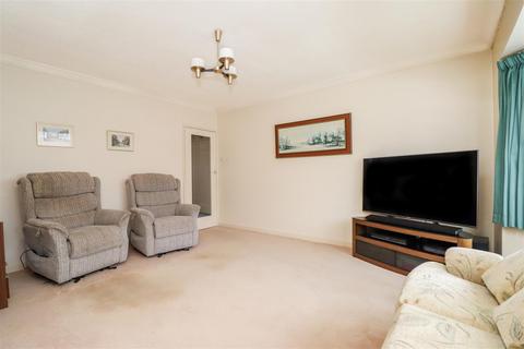 3 bedroom detached bungalow for sale, Cootes Avenue, Horsham