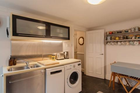 2 bedroom flat for sale, Waller Rd, Telegraph Hill, New Cross, SE14
