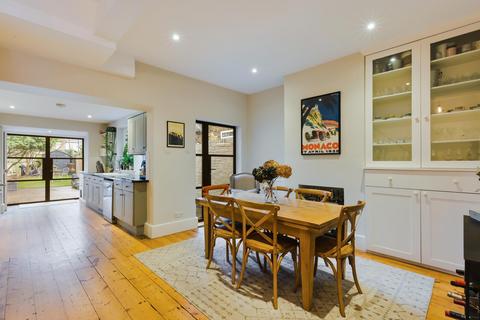 21 Grosvenor Road, Brentford, TW8 0NW