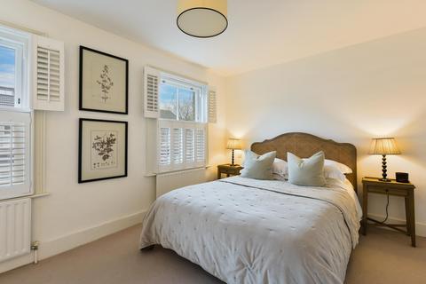 21 Grosvenor Road, Brentford, TW8 0NW