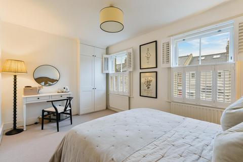 21 Grosvenor Road, Brentford, TW8 0NW