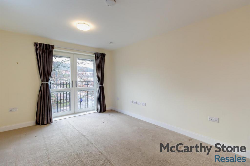 8673499-interior02-800.jpg