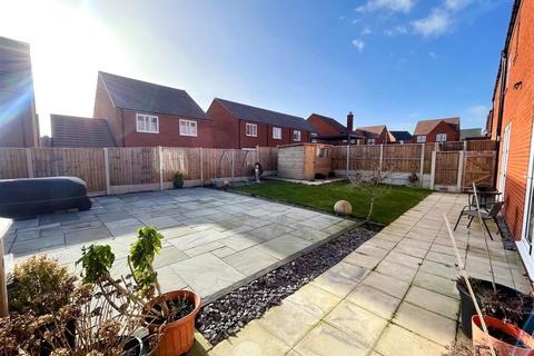 4 bedroom detached house for sale, Celandine Close, Sandbach