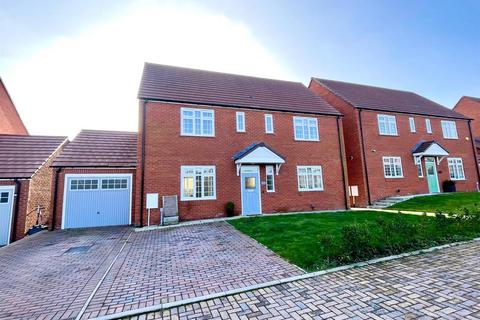 4 bedroom detached house for sale, Celandine Close, Sandbach