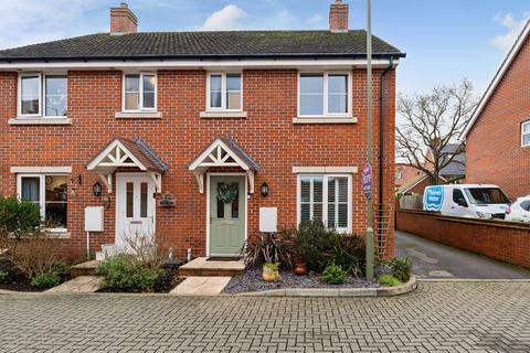 3 bedroom semi-detached house for sale, Parsons Way, Farnham GU10