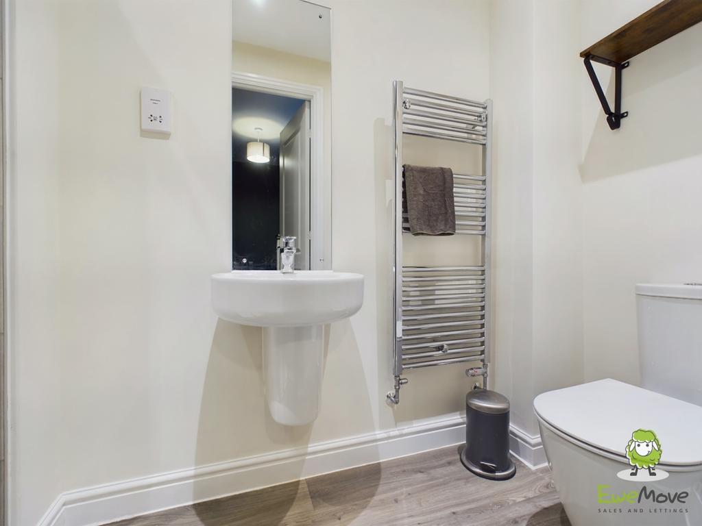 Ensuite