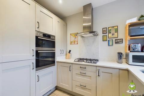 19 Warham Road, Basingstoke, RG23 8BQ