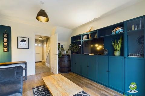19 Warham Road, Basingstoke, RG23 8BQ