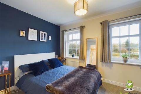 19 Warham Road, Basingstoke, RG23 8BQ