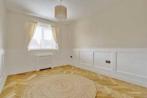 23 Birchwood Grove, Middlesbrough, TS6 0GE