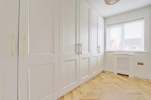 23 Birchwood Grove, Middlesbrough, TS6 0GE