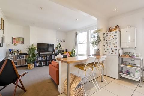 2 bedroom flat for sale, Sudbourne Road, Brixton, London, SW2