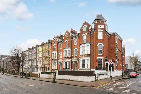 2 bedroom flat for sale, Bedford Road, Clapham North, London, SW4