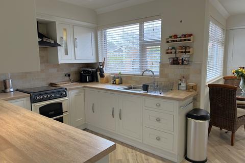 2 Carr Lane, Hambleton, Poulton-le-fylde, FY6 9AZ