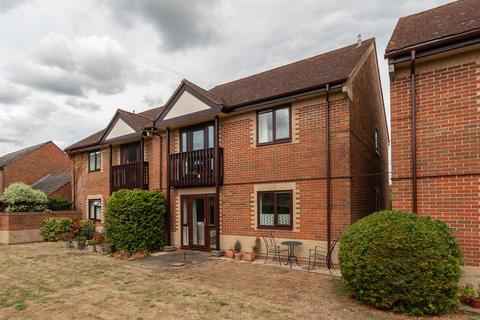 2 bedroom retirement property for sale, The Mulberrys, Royal Wootton Bassett, Swindon