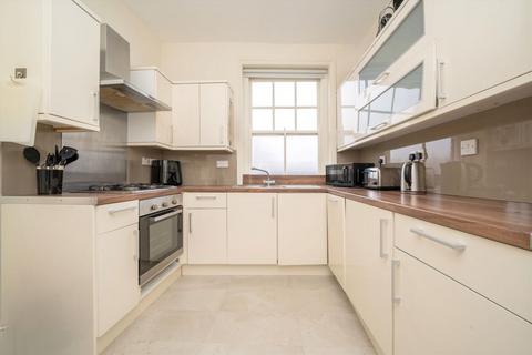 3 bedroom flat to rent, Bishop Kings Road, London W14