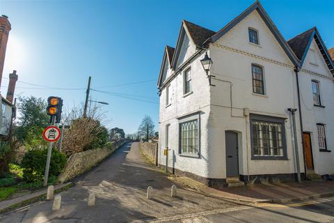 2 bedroom character property for sale, High Street, Aylesford