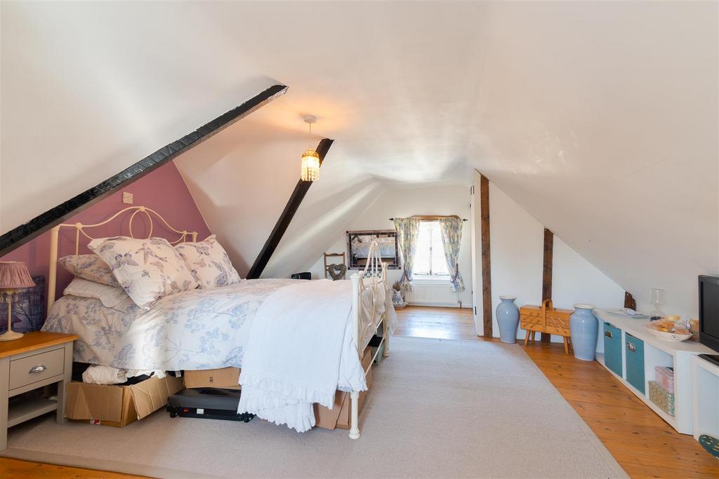 Bedroom 2.jpg