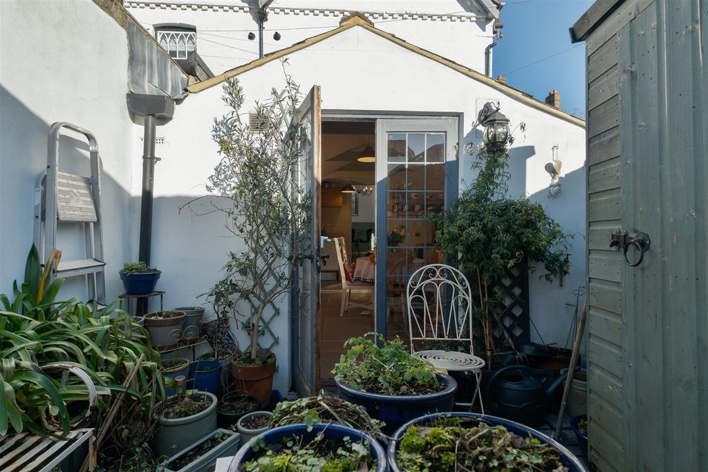 Courtyard Garden..jpg