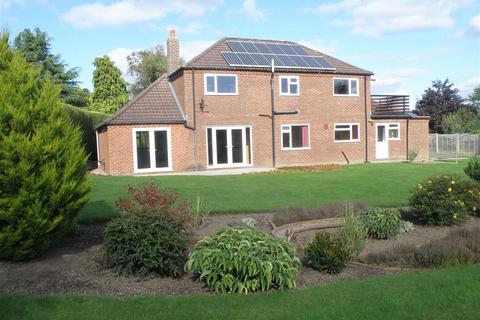 4 bedroom detached house for sale, Croeswylan Lane, Oswestry