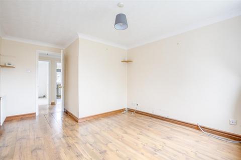 1 bedroom maisonette for sale, Batt Furlong, Aylesbury HP21