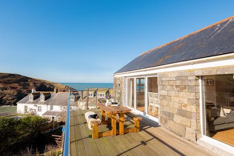 3 bedroom house for sale, 65 Fore Street, Port Isaac
