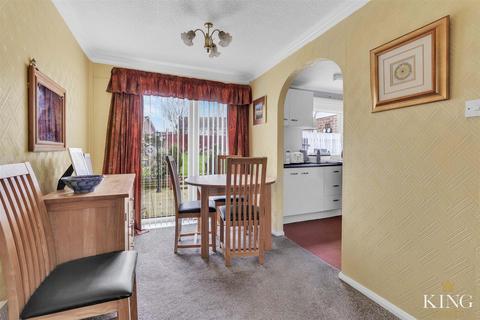 3 bedroom semi-detached house for sale, Baker Avenue, Stratford-Upon-Avon