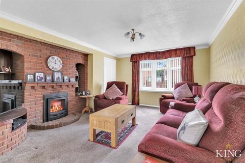 3 bedroom semi-detached house for sale, Baker Avenue, Stratford-Upon-Avon