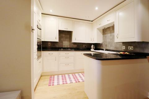 2 bedroom flat for sale, Copers Cope Road, Beckenham