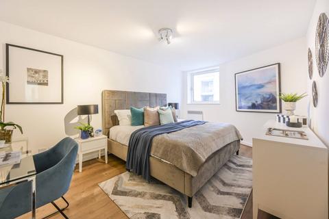 3 bedroom flat for sale, Basin Approach, Limehouse, London, E14