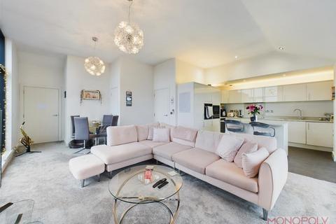 2 bedroom penthouse for sale, Cestria Quayside, Chester