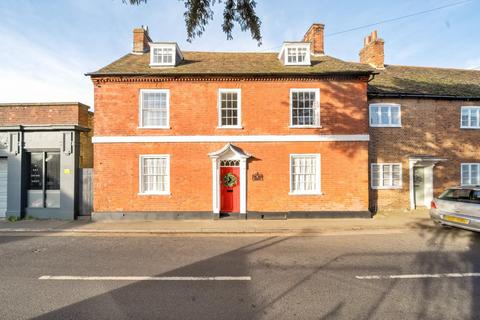 4 bedroom detached house to rent, King Street, Potton SG19