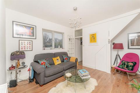 2 bedroom house for sale, Laurel Bank Road, Enfield