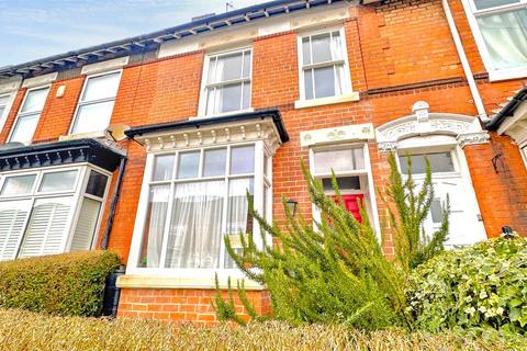 16 Beaumont Road, Birmingham, B30 2DY