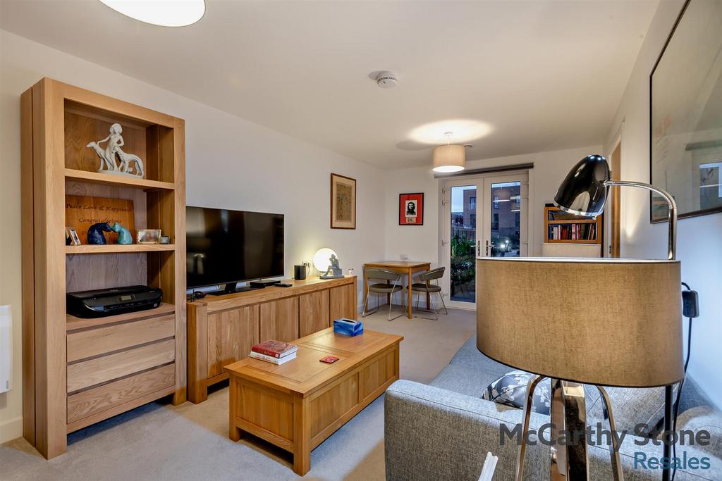 8634100-interior11-800.jpg