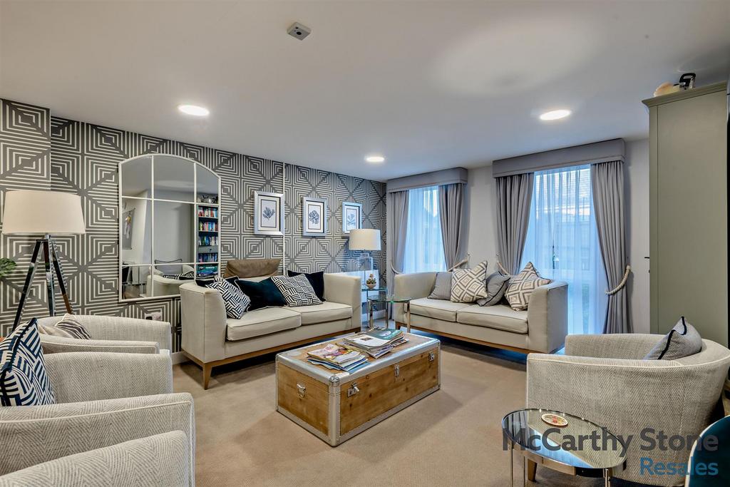 8632750-interior03-800.jpg
