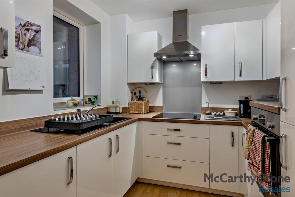 8634100-interior08-800.jpg