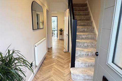 38 Milner Road, Wirral, CH60 5RZ