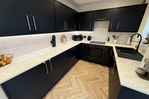 38 Milner Road, Wirral, CH60 5RZ