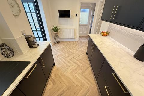 38 Milner Road, Wirral, CH60 5RZ